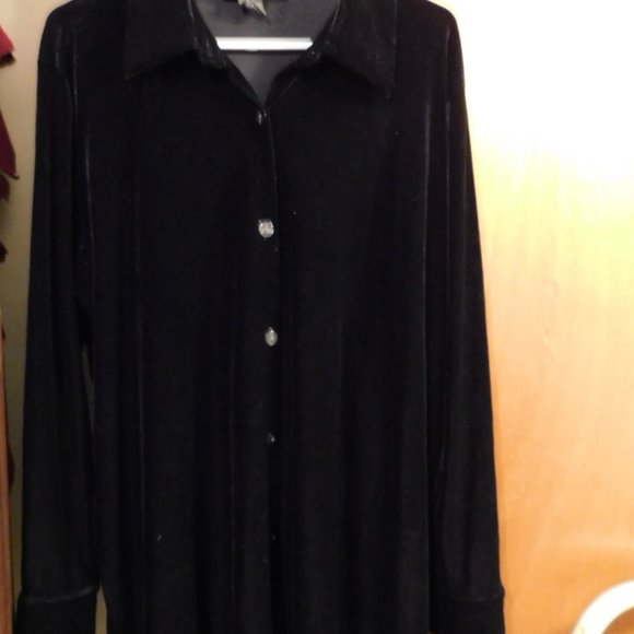 Velour Black Button Up Blouse 18/20 - Picture 1 of 5